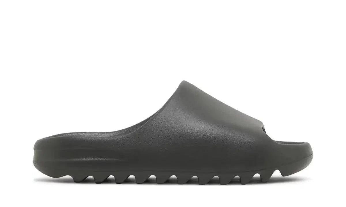 Yeezy Slide Dark Onyx